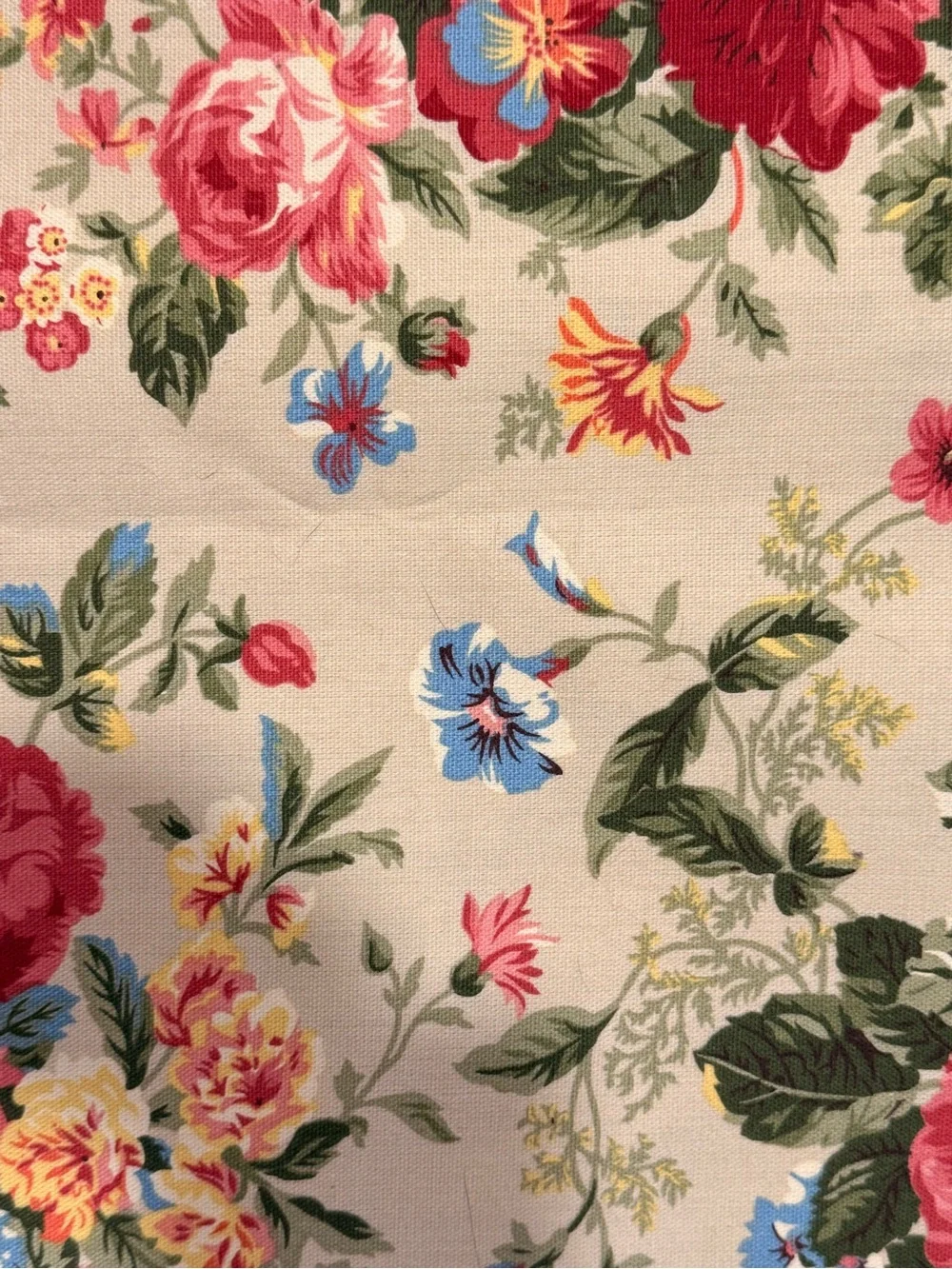 Ralph Lauren Set of 4 Floral Placemats on a Pale Green Background